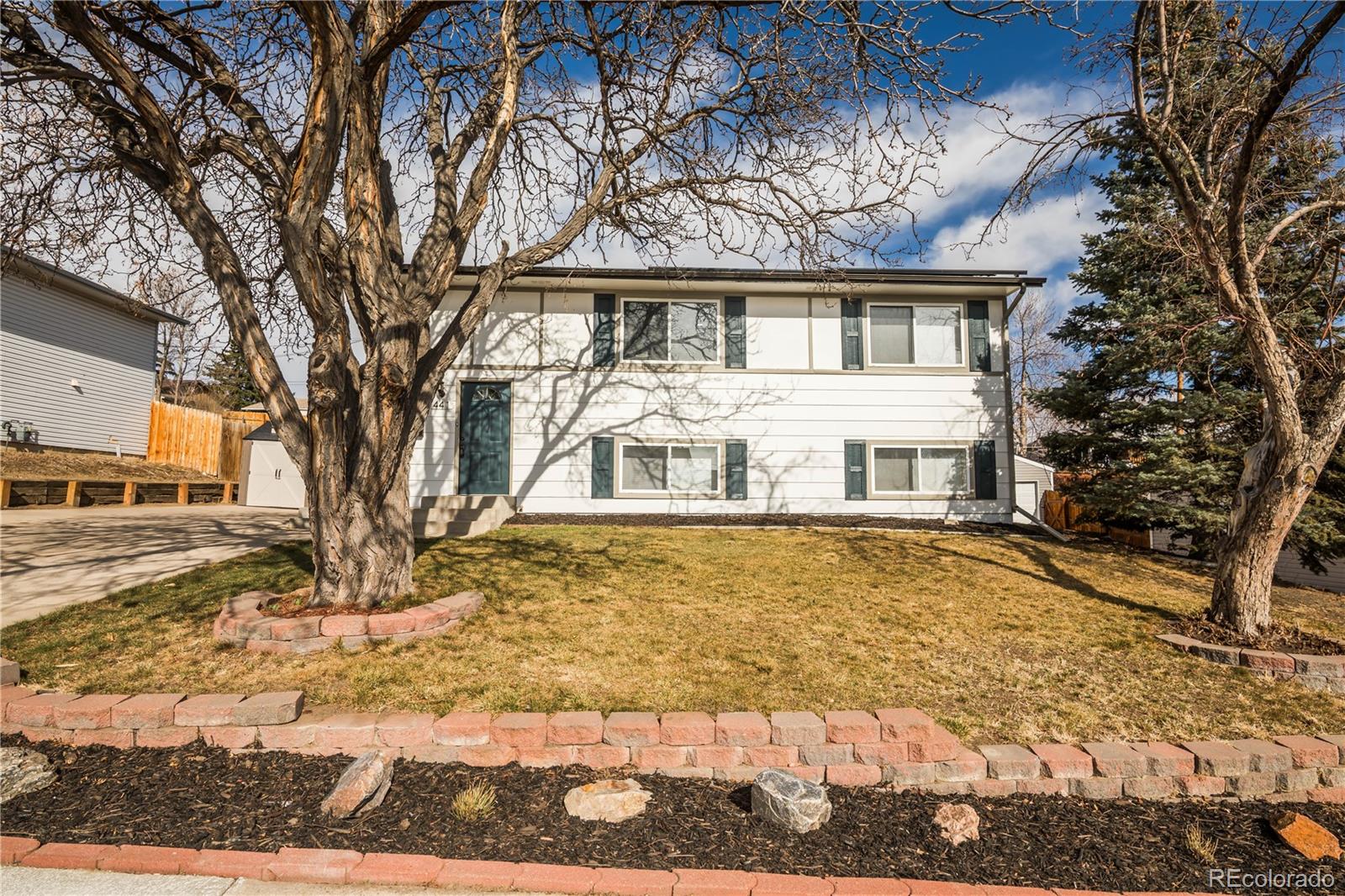 MLS Image #38 for 441  elbert way,denver, Colorado