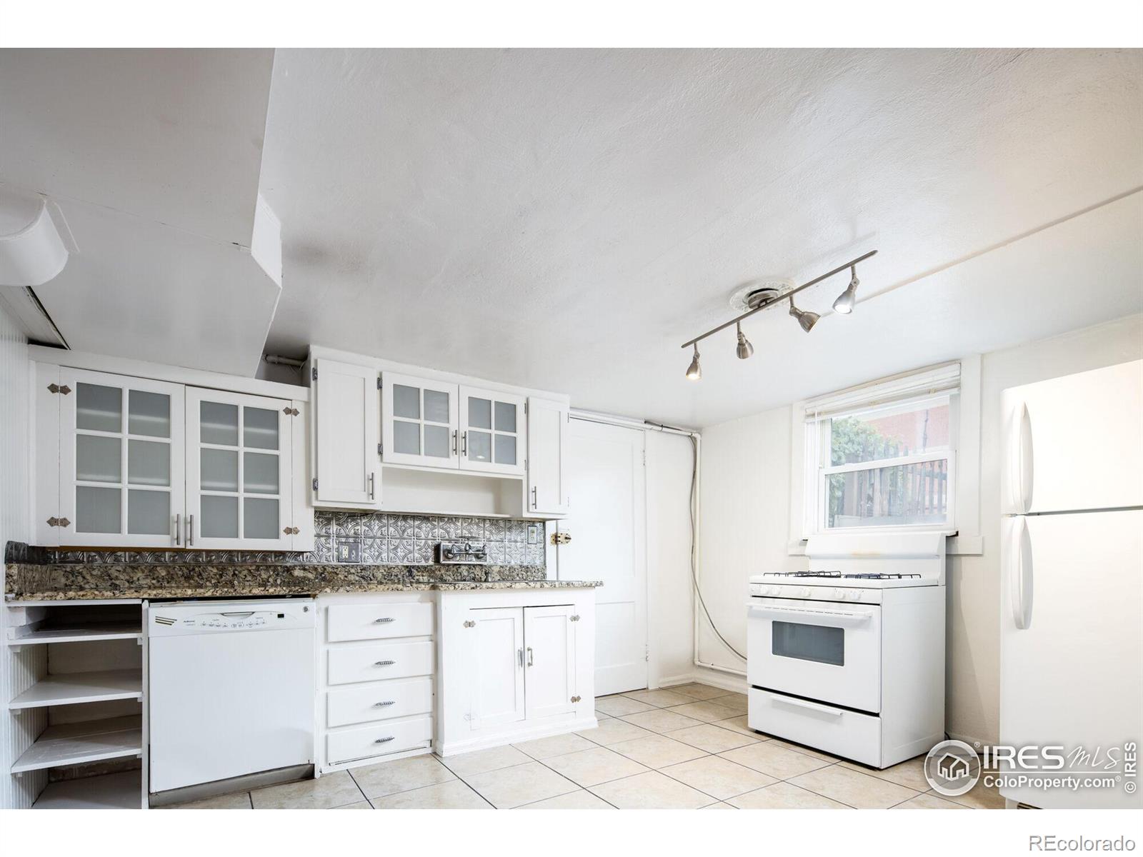 MLS Image #17 for 4100  eliot street,denver, Colorado