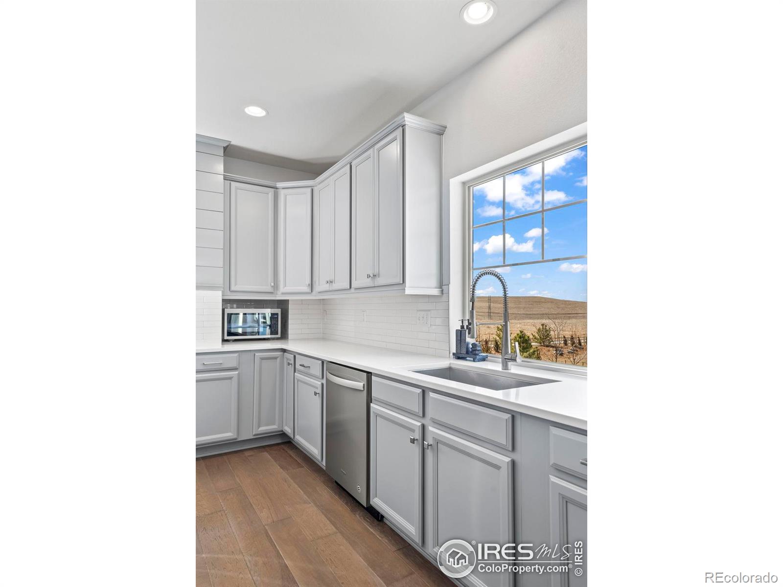 MLS Image #12 for 386  painted horse way,erie, Colorado