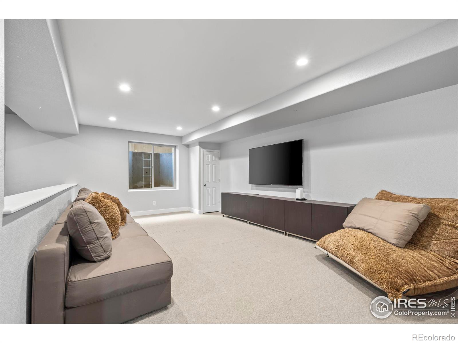MLS Image #31 for 386  painted horse way,erie, Colorado
