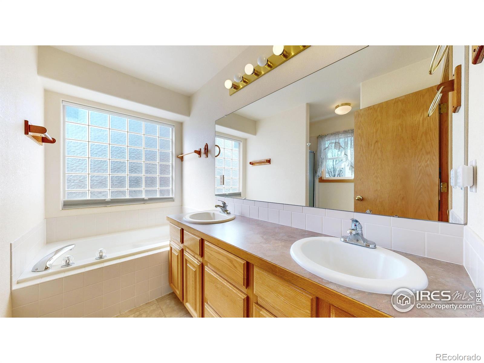 MLS Image #18 for 1121  jefferson drive,berthoud, Colorado