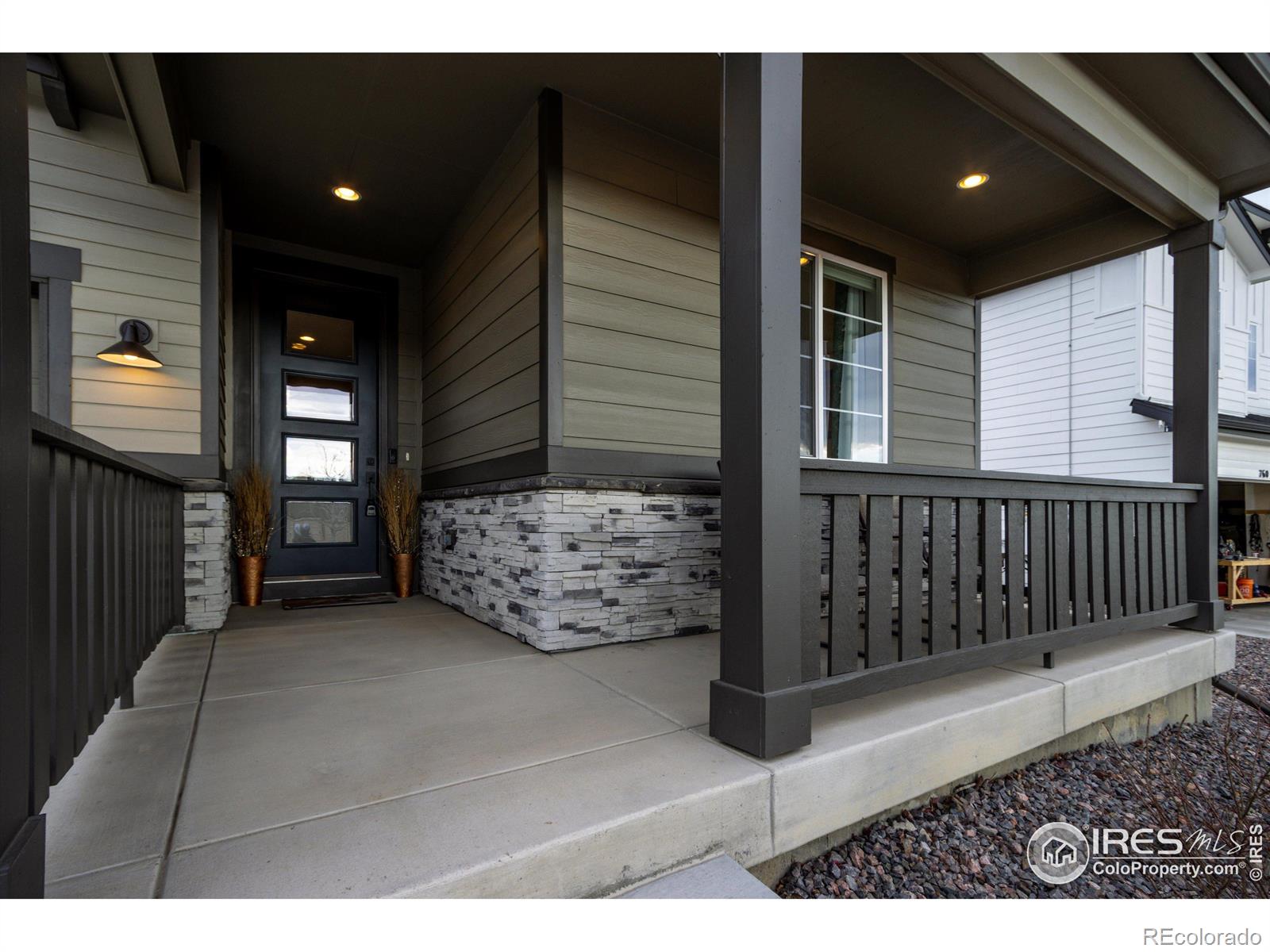 MLS Image #2 for 744 s 10th street,berthoud, Colorado