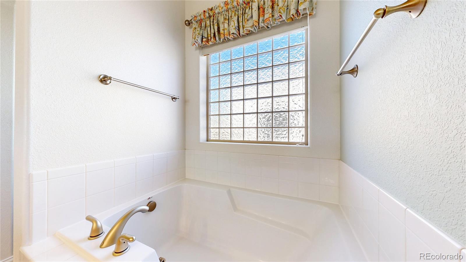 MLS Image #16 for 2238  calais drive,longmont, Colorado