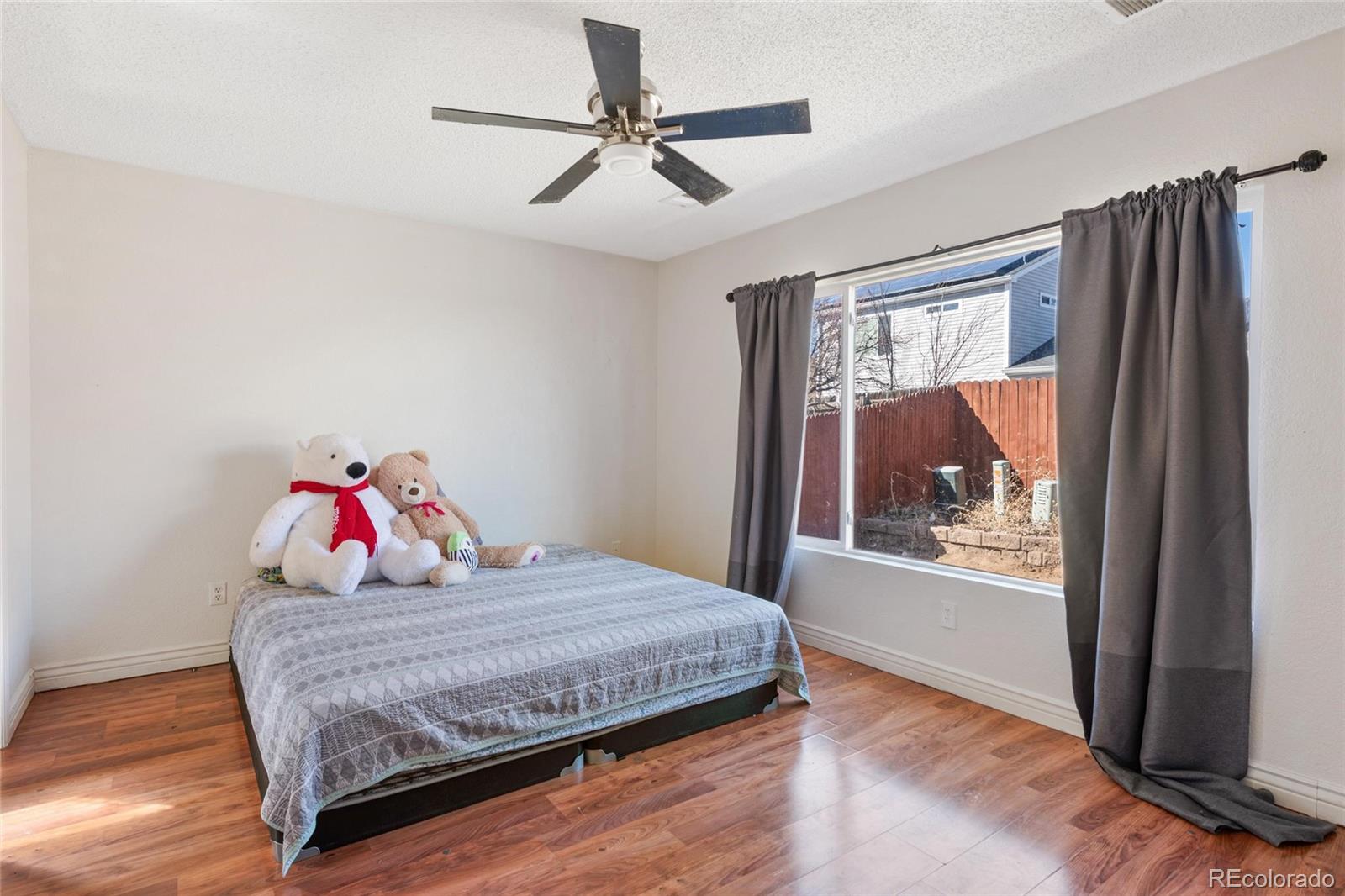 MLS Image #8 for 15627 e 51st drive,denver, Colorado