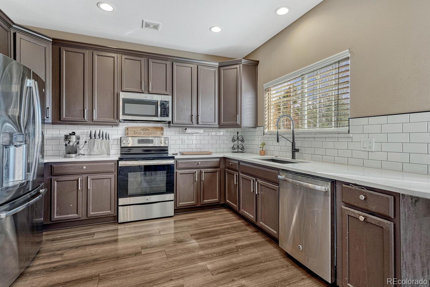 MLS Image #6 for 18668 e vassar drive,aurora, Colorado