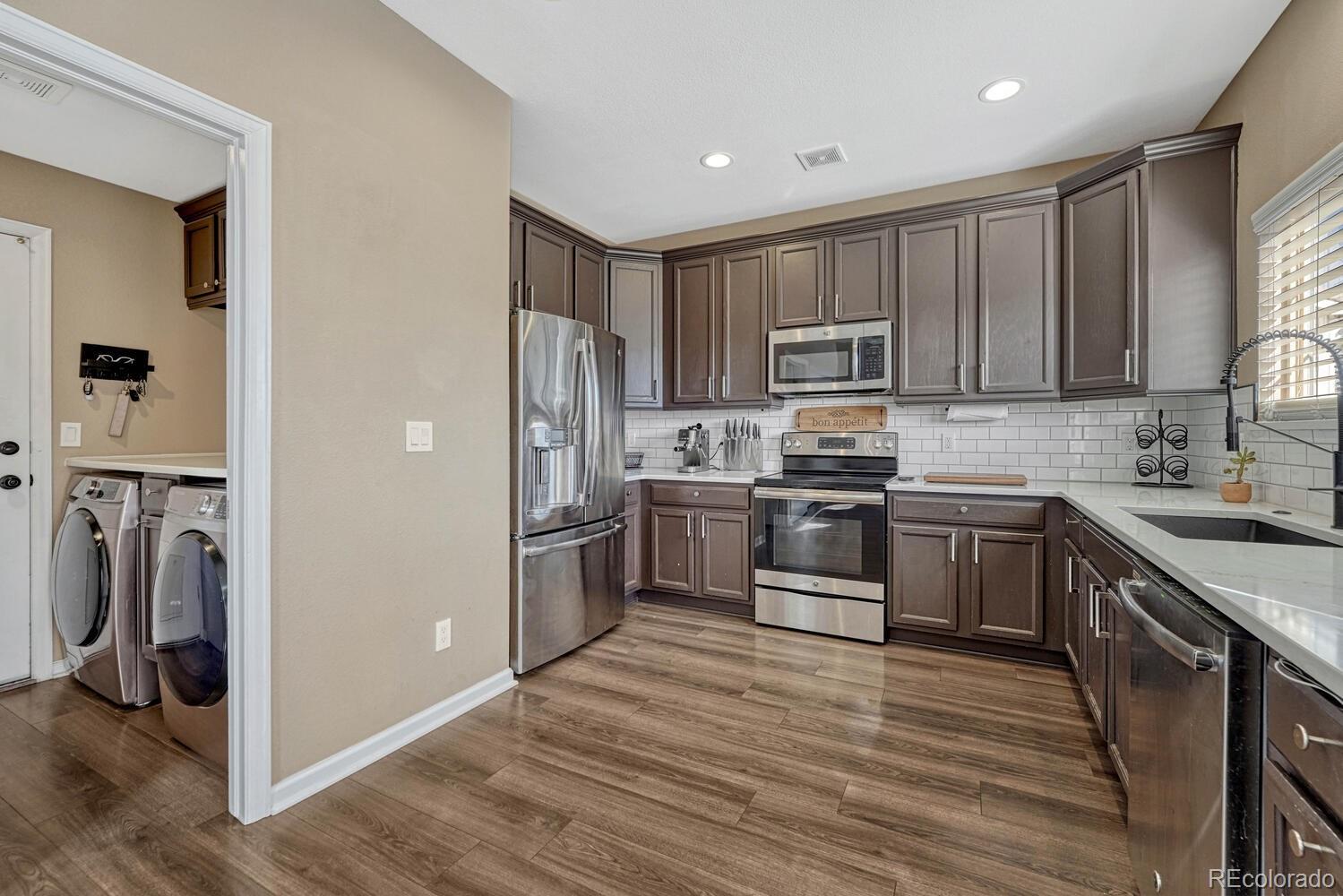 MLS Image #7 for 18668 e vassar drive,aurora, Colorado