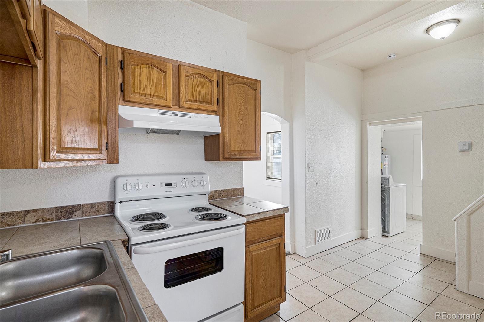 MLS Image #12 for 133 s meade street,denver, Colorado