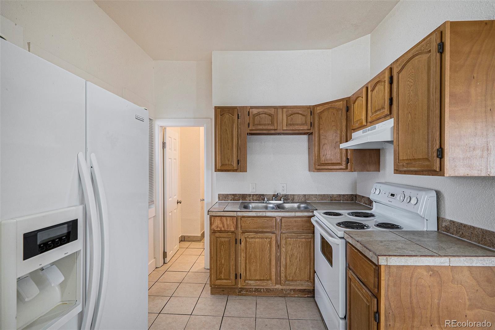 MLS Image #14 for 133 s meade street,denver, Colorado