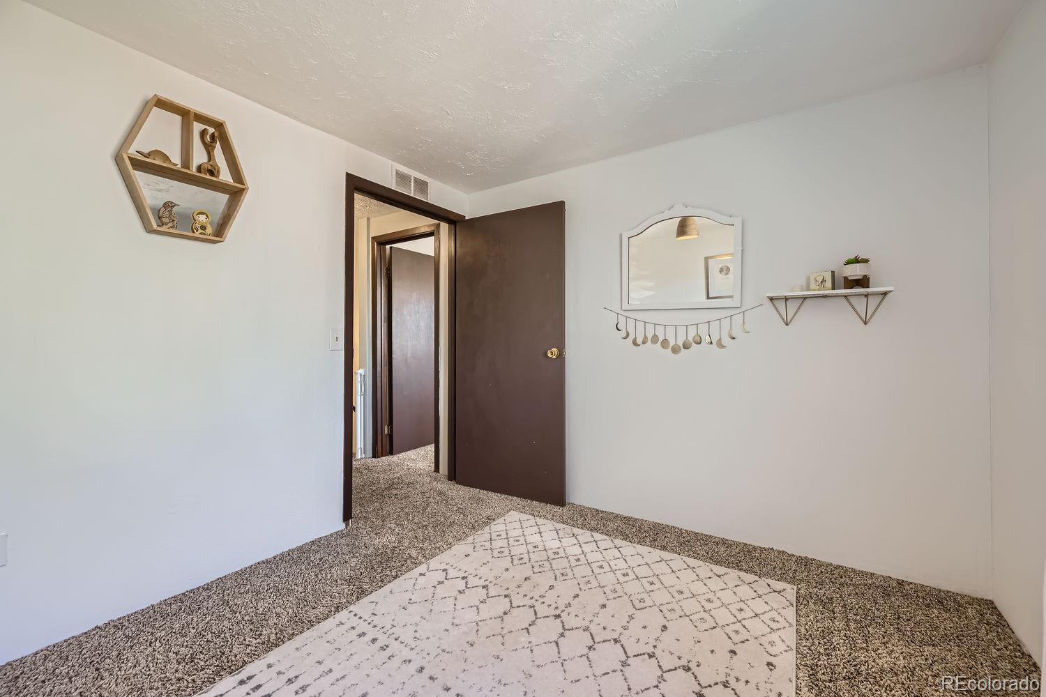 MLS Image #20 for 1055  ponderosa circle,longmont, Colorado