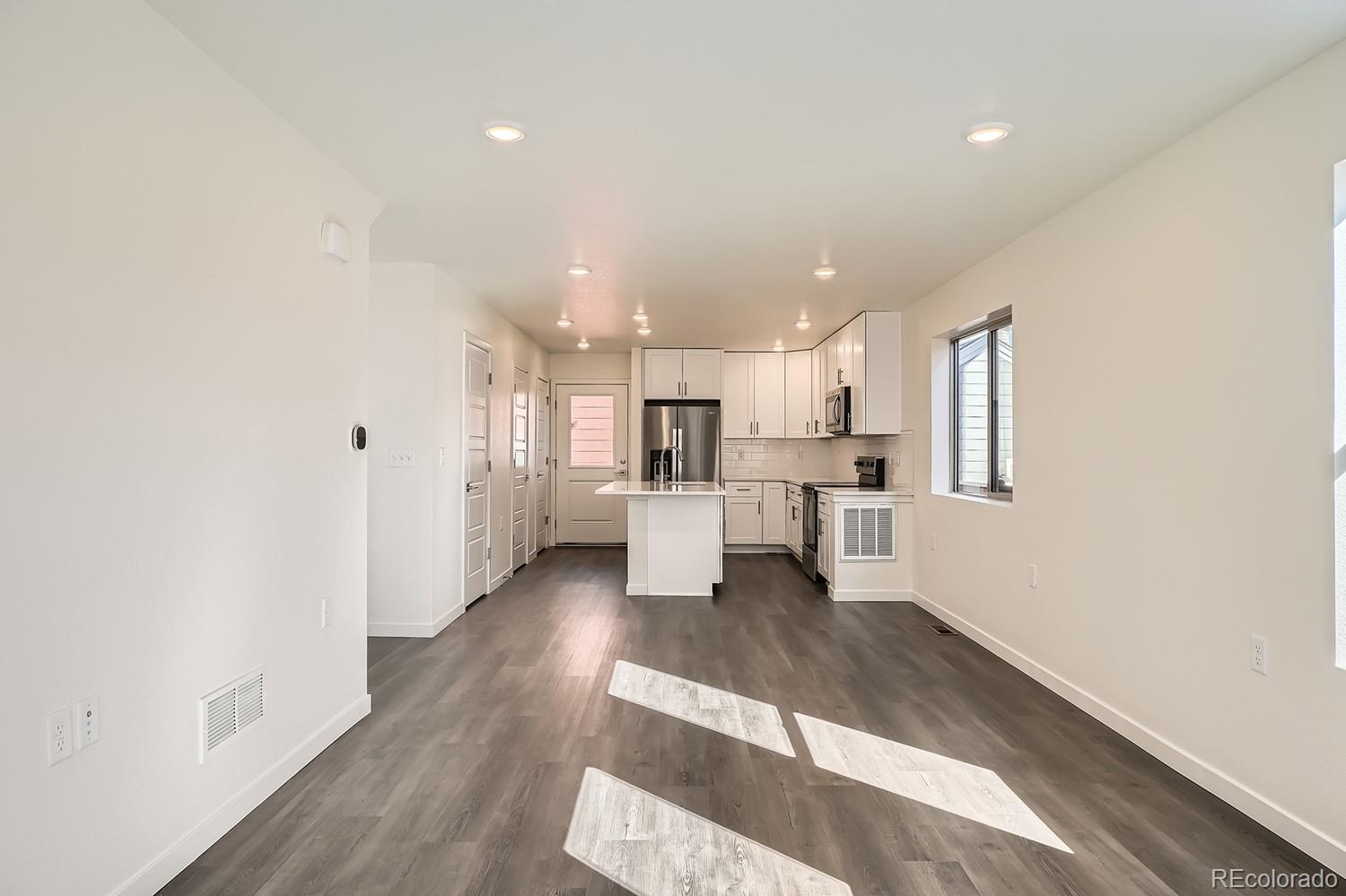 MLS Image #9 for 10331 e 62nd place,denver, Colorado