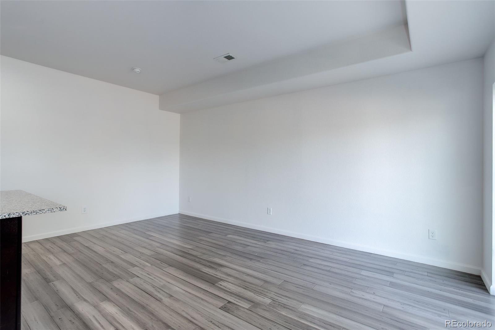 MLS Image #3 for 2711 n sable boulevard,aurora, Colorado
