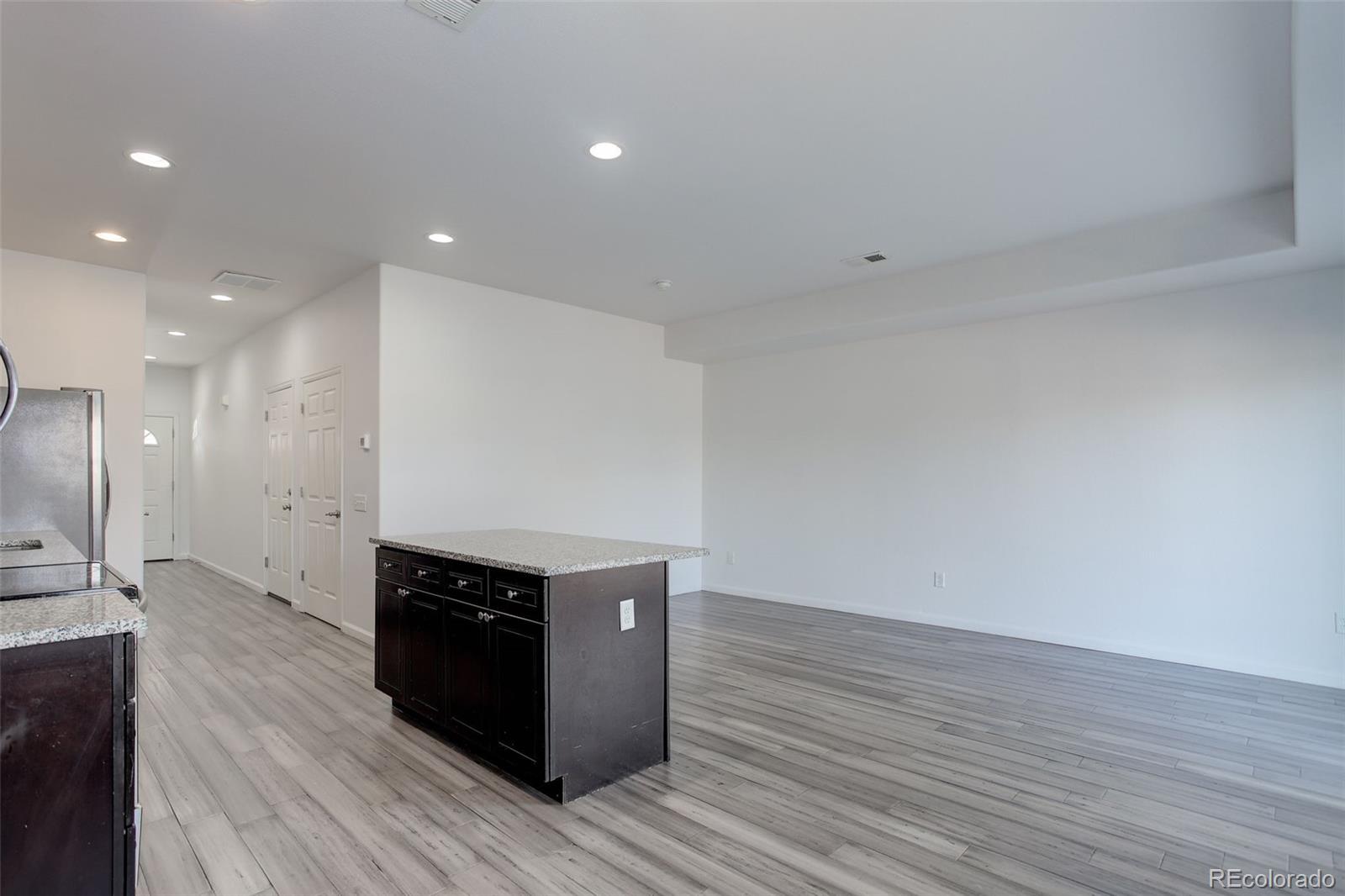 MLS Image #9 for 2711 n sable boulevard,aurora, Colorado
