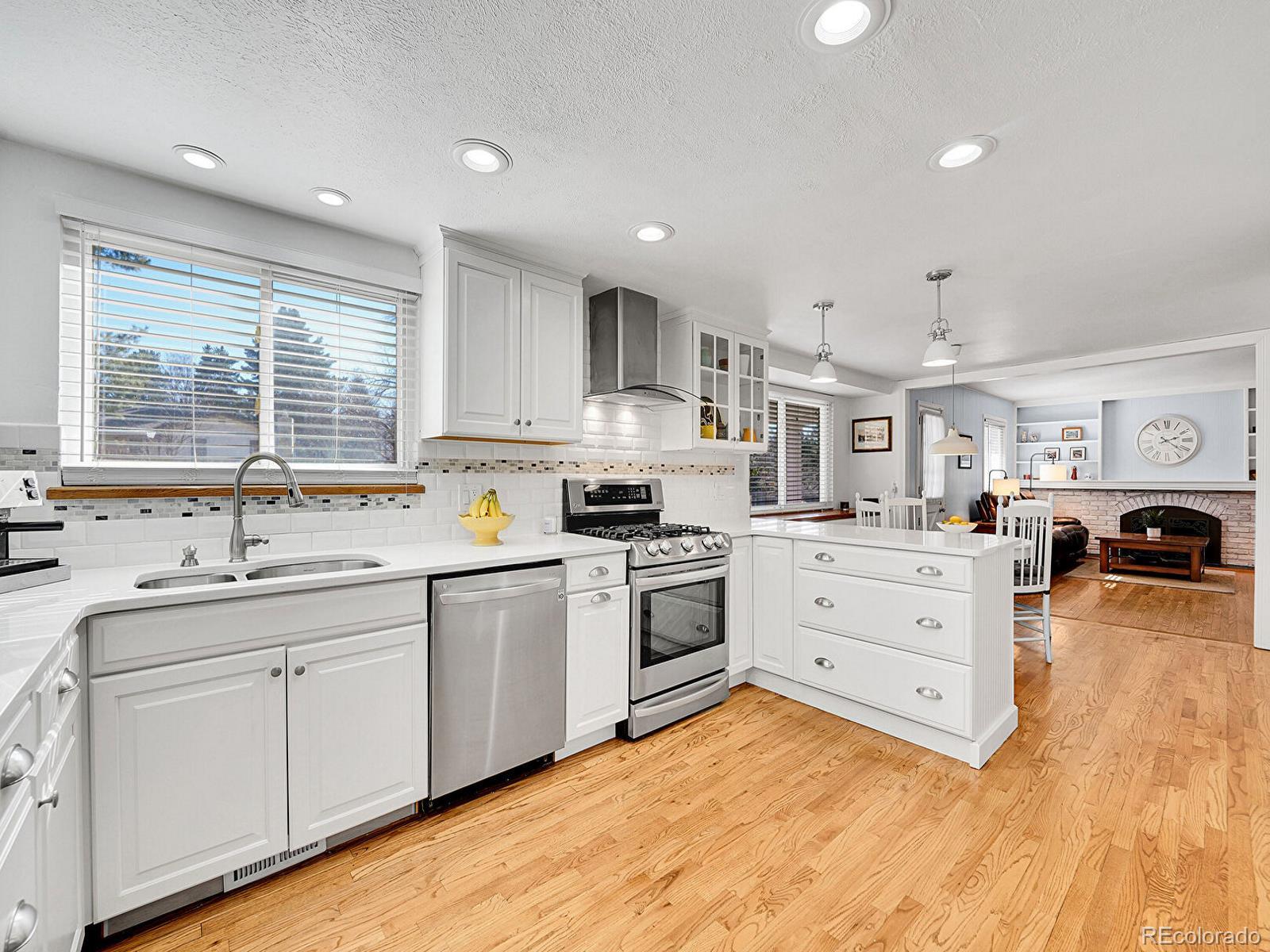 MLS Image #18 for 6721 s clayton way,centennial, Colorado