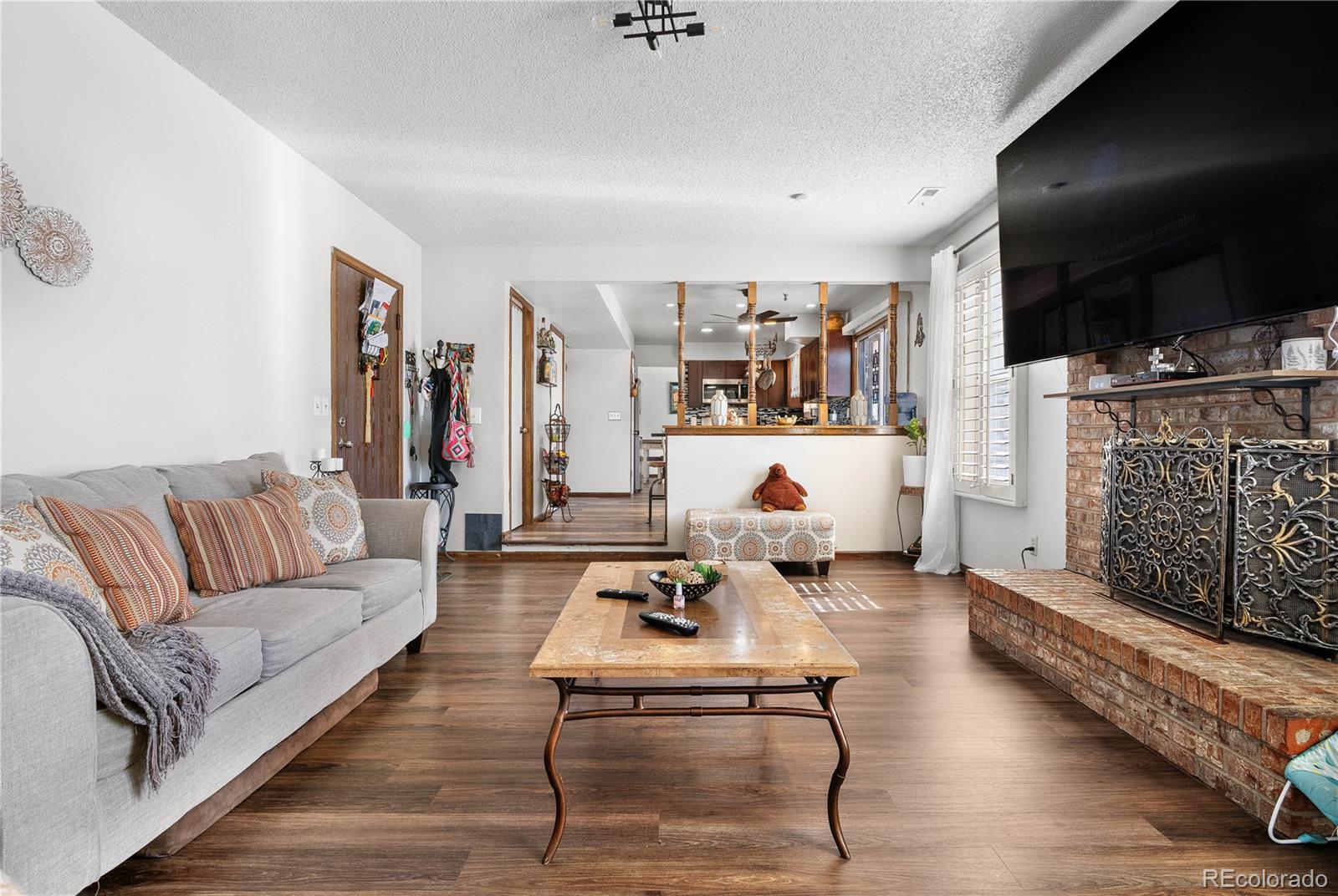 MLS Image #23 for 4620  blackhawk way,denver, Colorado
