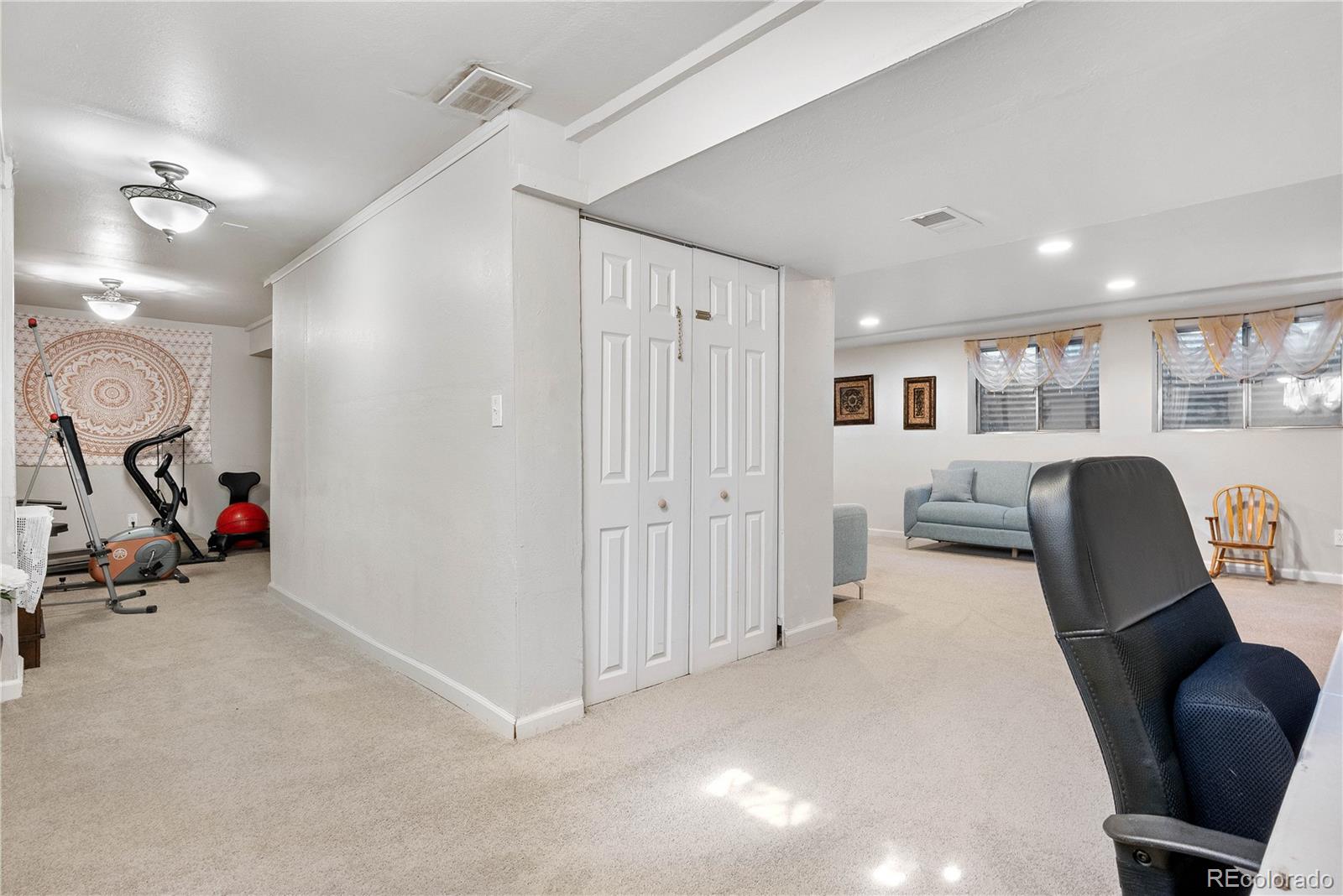 MLS Image #36 for 4620  blackhawk way,denver, Colorado