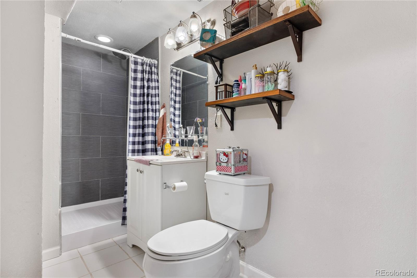MLS Image #37 for 4620  blackhawk way,denver, Colorado