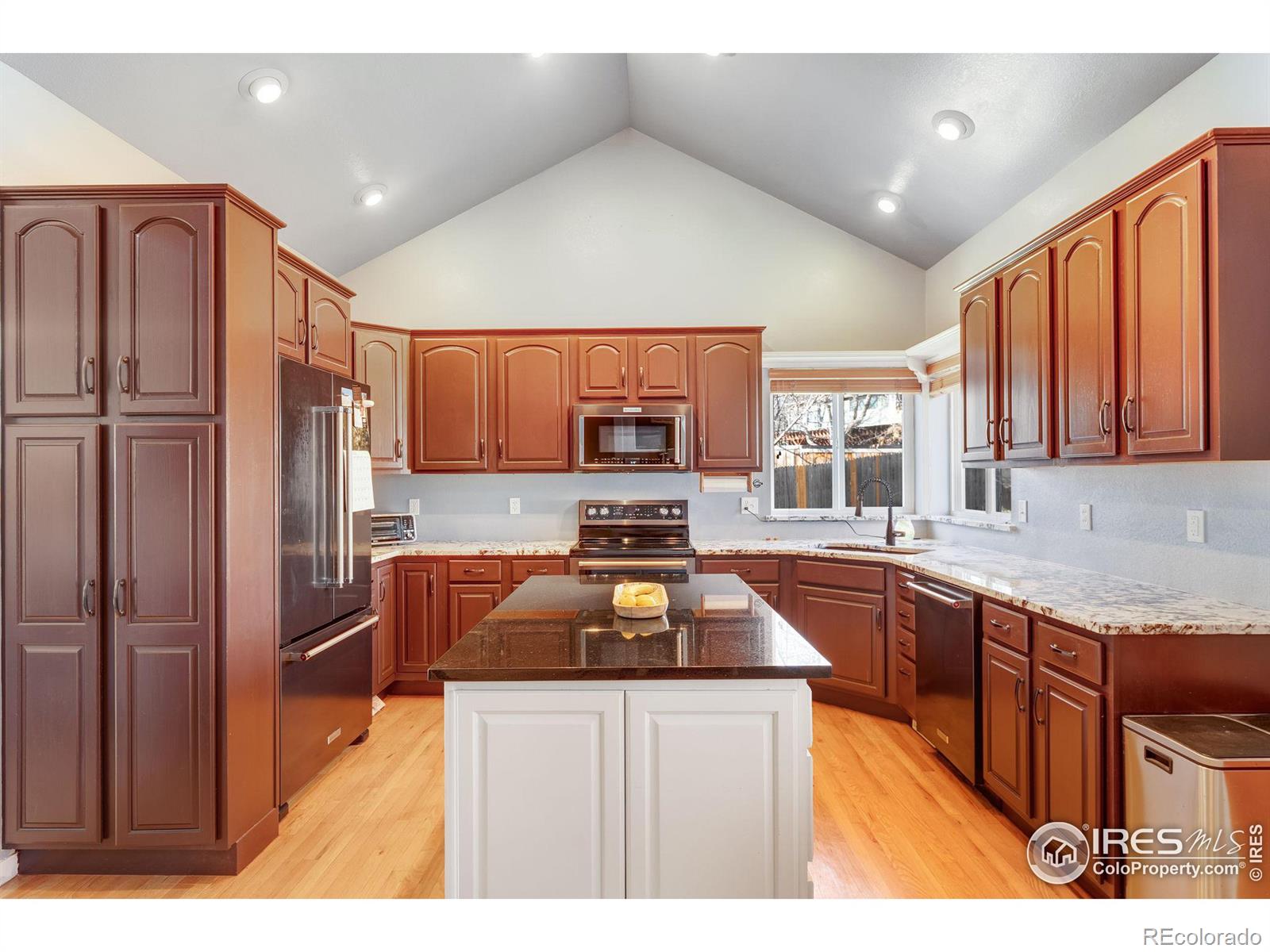 MLS Image #11 for 1826  little bear court,longmont, Colorado