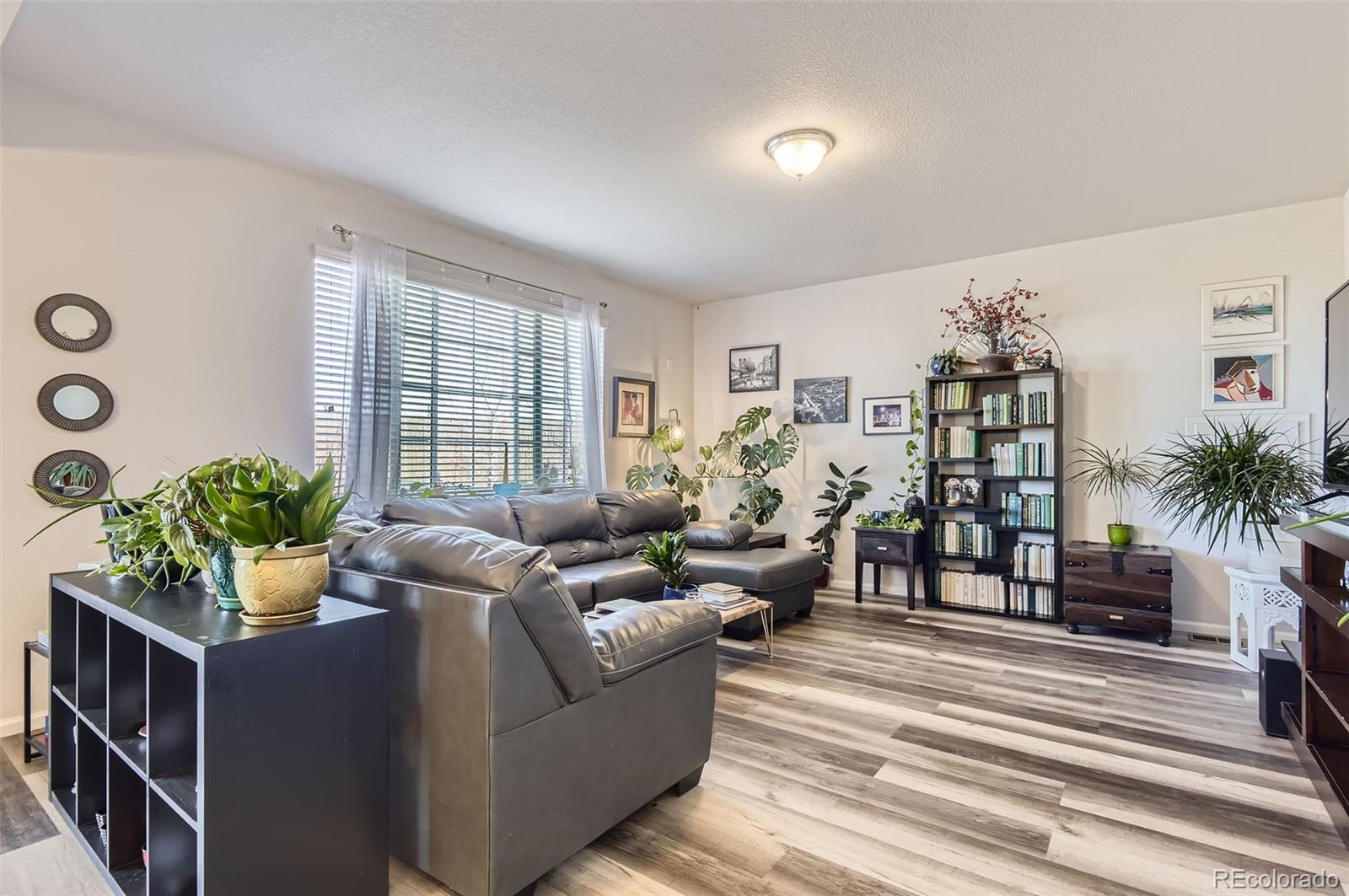 MLS Image #10 for 4724 s wenatchee circle,aurora, Colorado