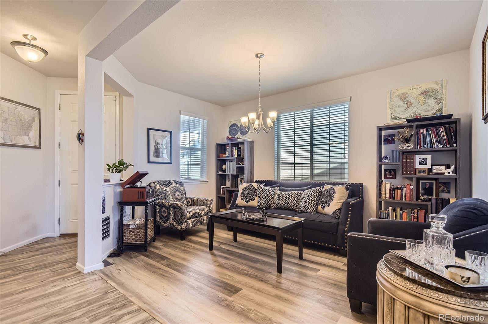 MLS Image #3 for 4724 s wenatchee circle,aurora, Colorado