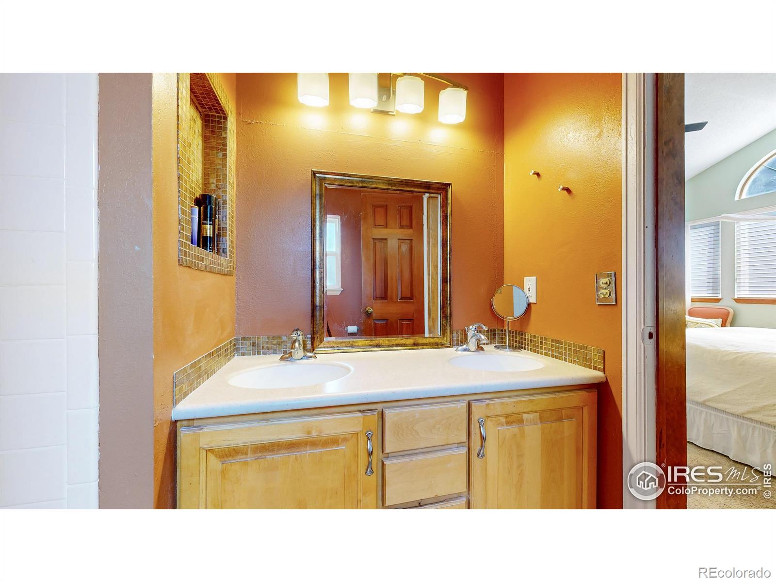 MLS Image #19 for 11563 w 67th avenue,arvada, Colorado