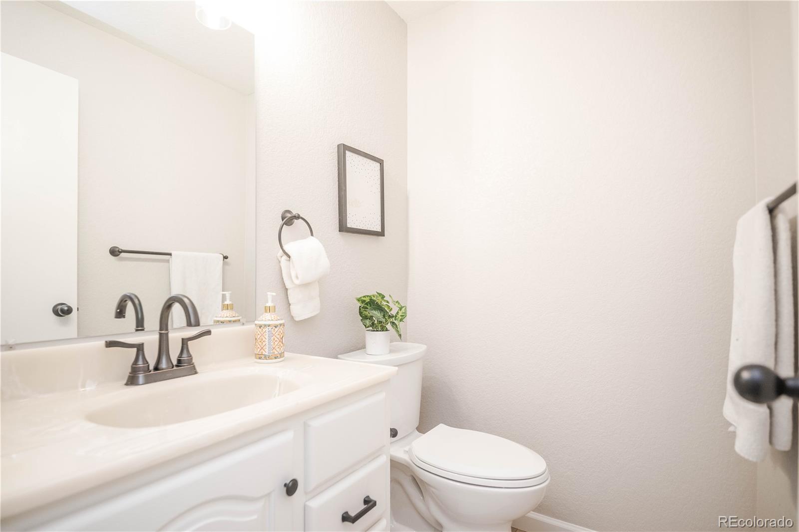 MLS Image #20 for 1409 s moline street,aurora, Colorado