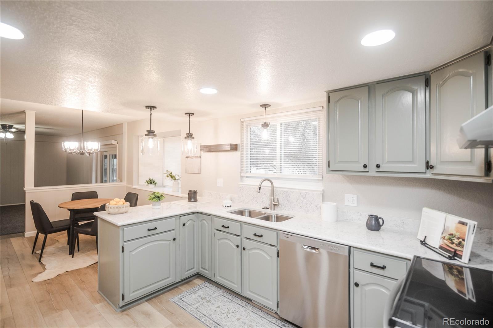 MLS Image #6 for 1409 s moline street,aurora, Colorado