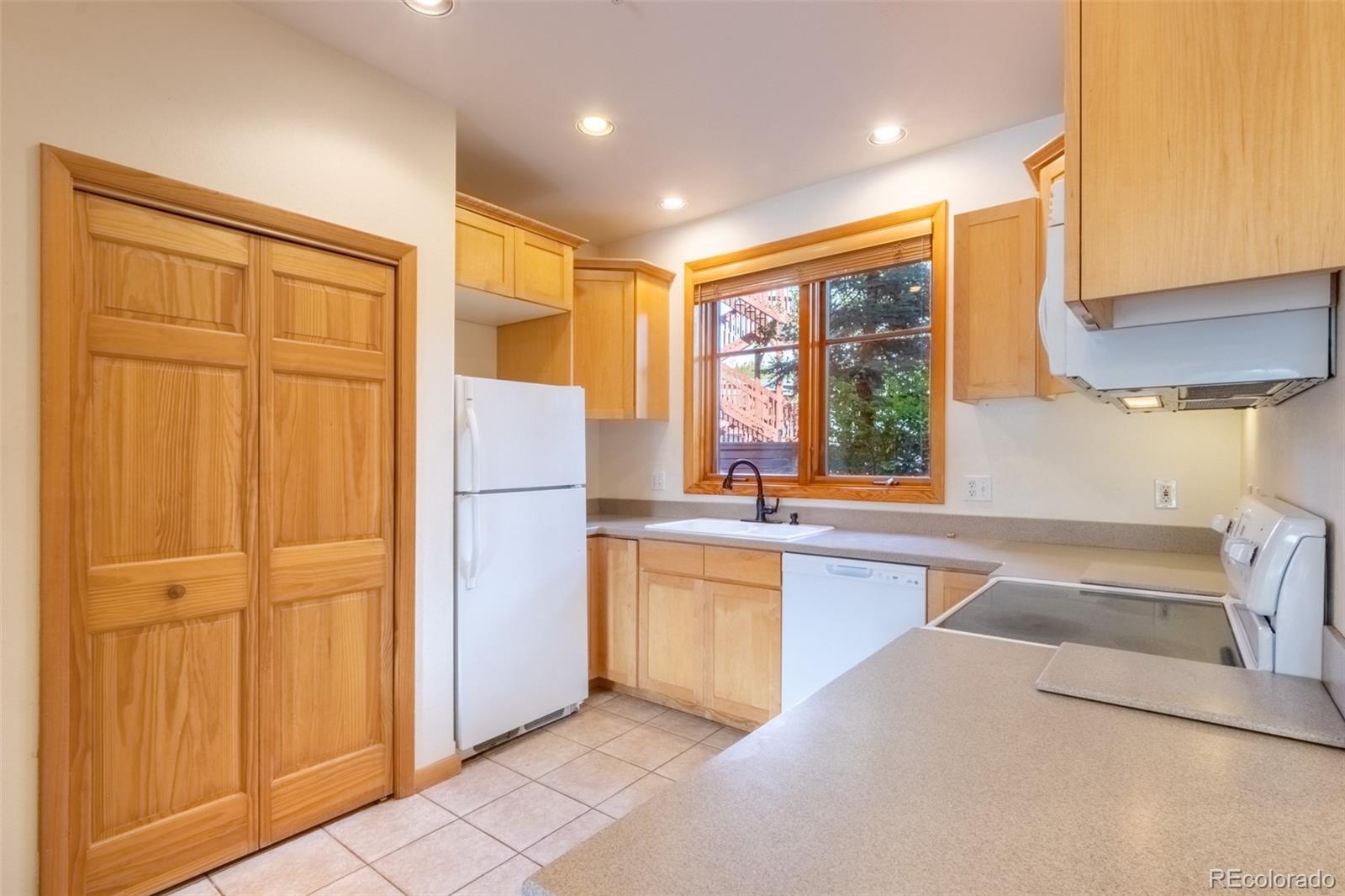 MLS Image #7 for 205  bella vista court,grand lake, Colorado