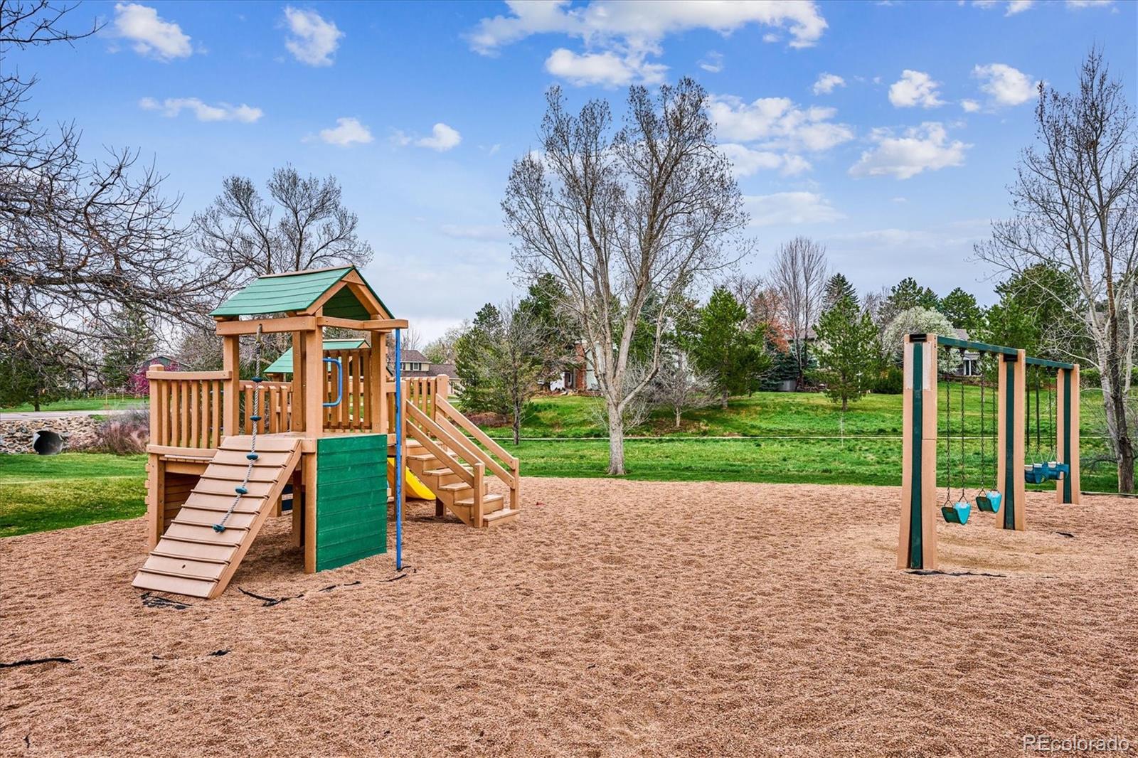 MLS Image #33 for 8439 e jamison circle,centennial, Colorado