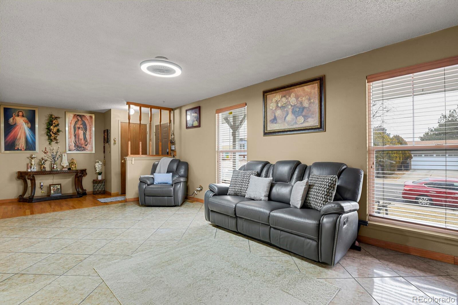 MLS Image #4 for 9135  bellaire street,thornton, Colorado