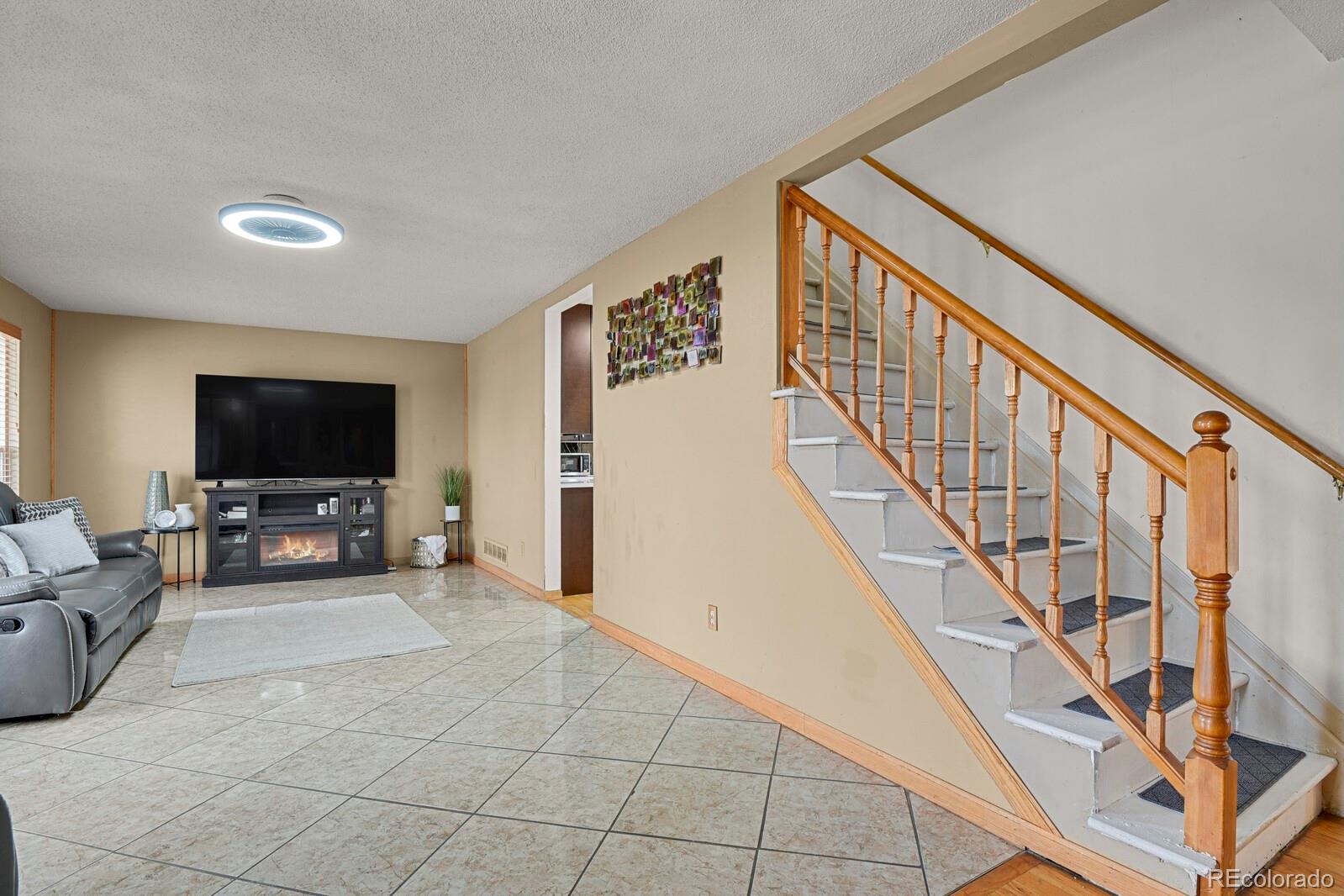 MLS Image #7 for 9135  bellaire street,thornton, Colorado