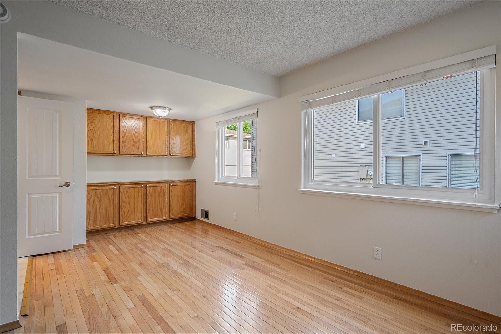 MLS Image #5 for 9255 e lehigh avenue,denver, Colorado
