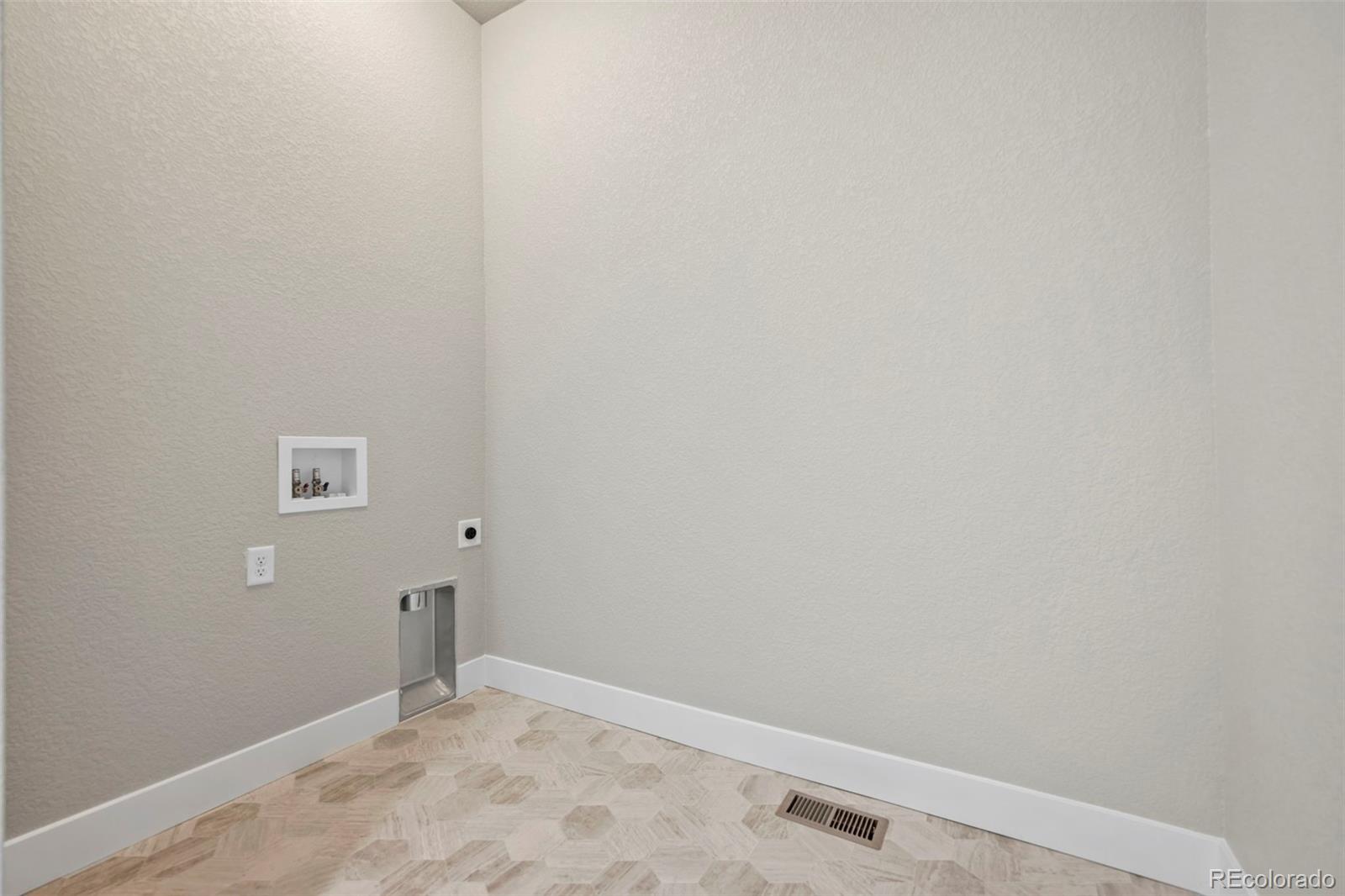 MLS Image #26 for 6421  deco drive,colorado springs, Colorado