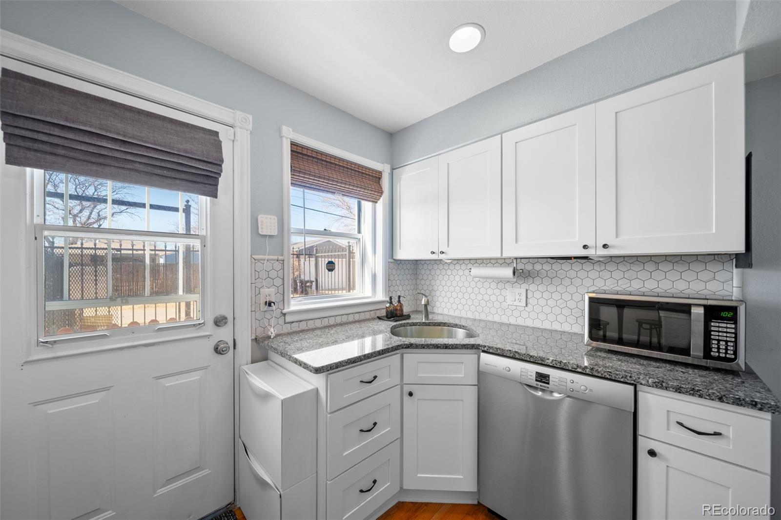 MLS Image #10 for 2823  jasmine street,denver, Colorado