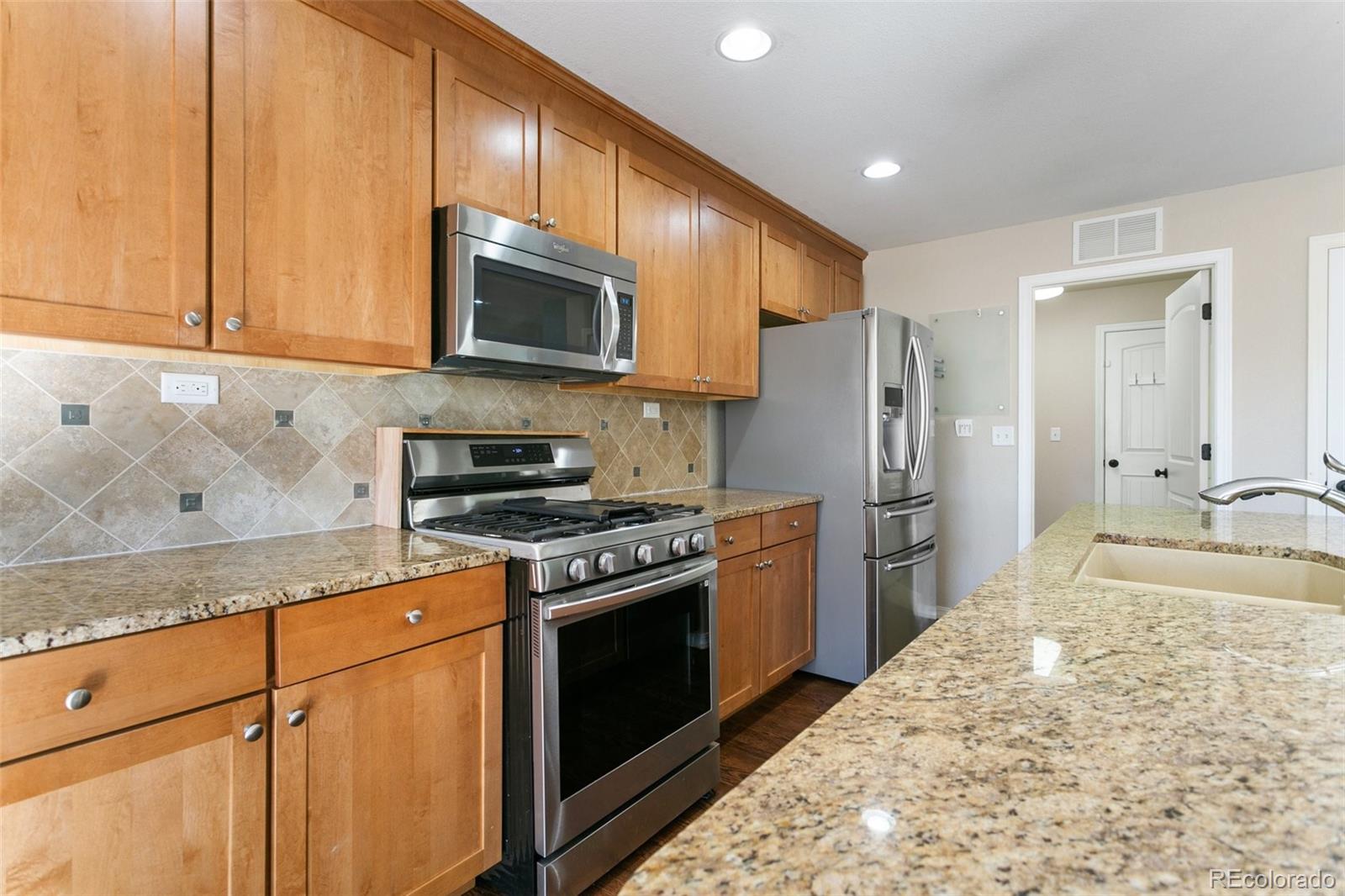 MLS Image #10 for 7008  cumbre vista way,colorado springs, Colorado