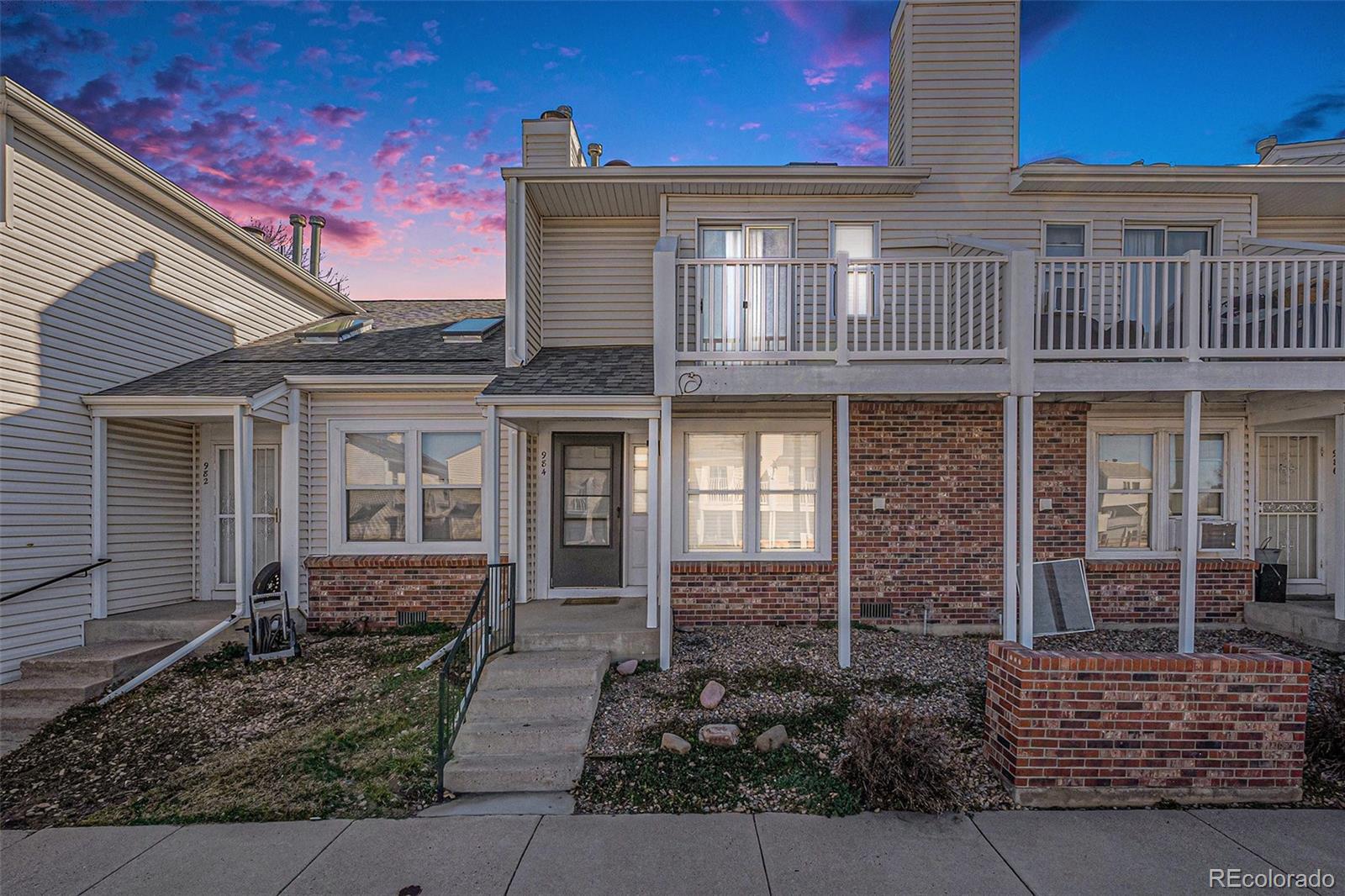 MLS Image #0 for 984 s pitkin court,aurora, Colorado