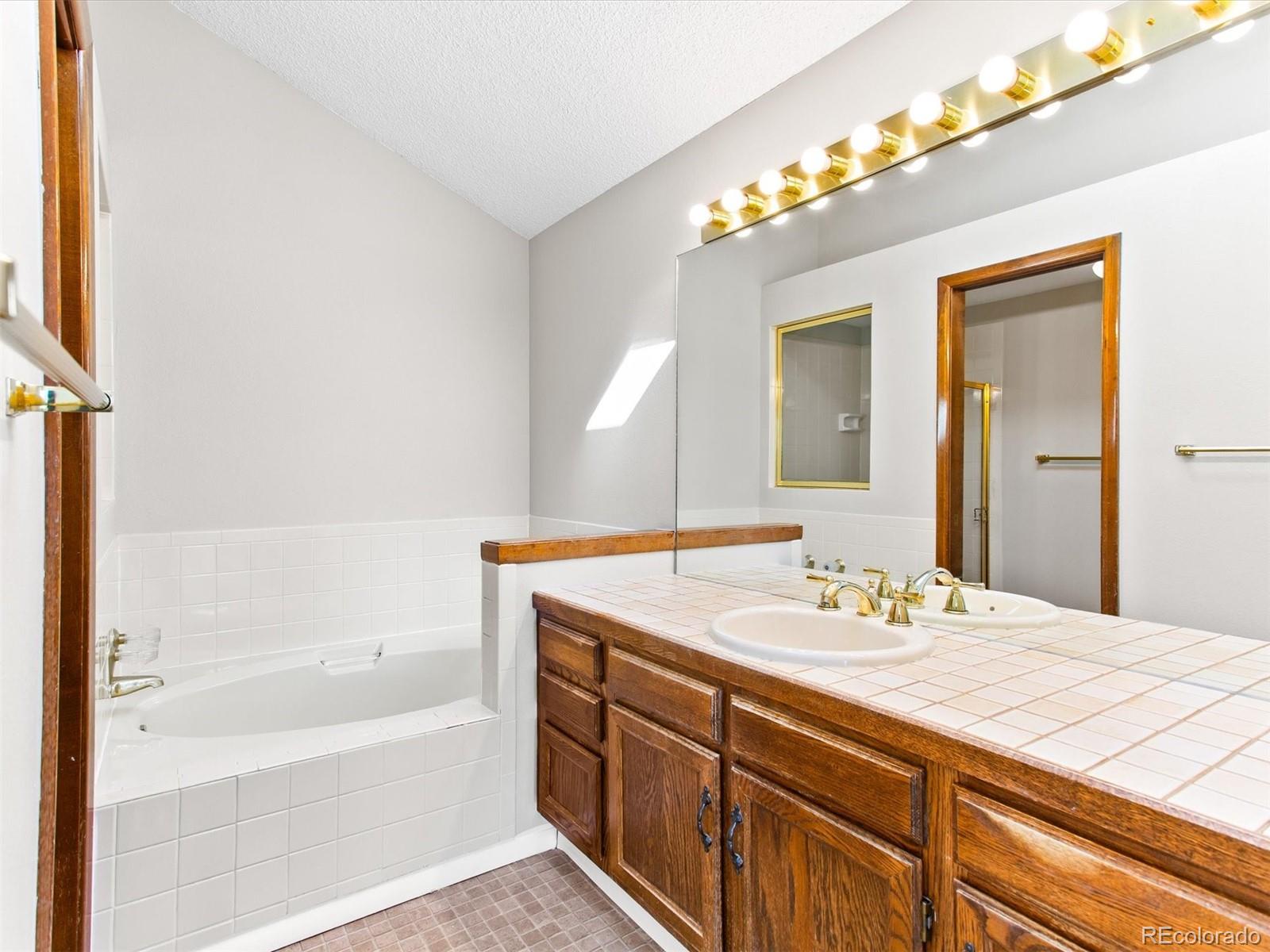 MLS Image #13 for 11181  main range trail,littleton, Colorado