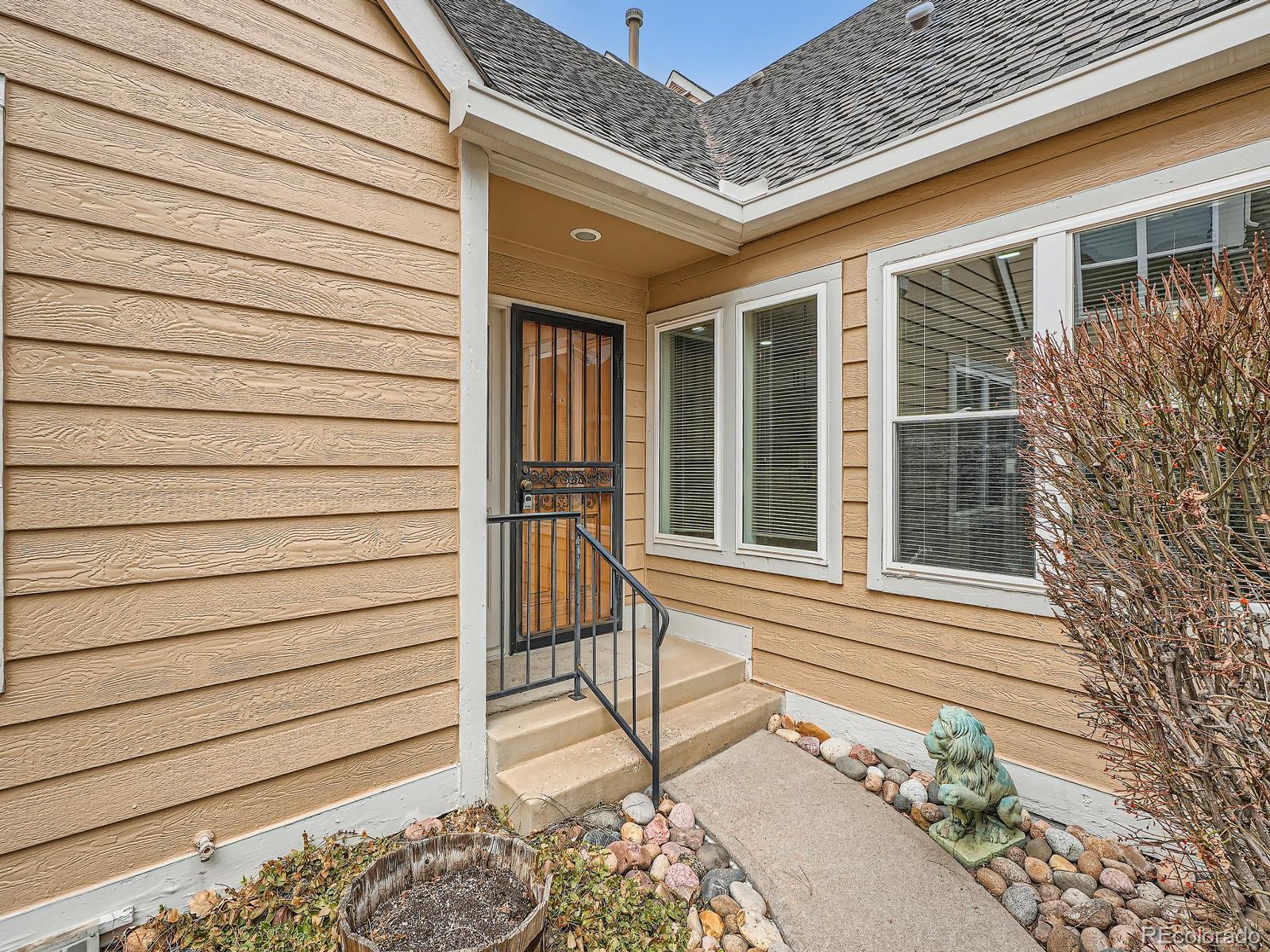 MLS Image #1 for 10000 e yale avenue,denver, Colorado