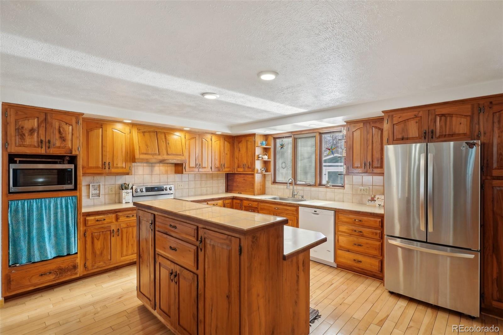 MLS Image #13 for 7761  everett way,arvada, Colorado