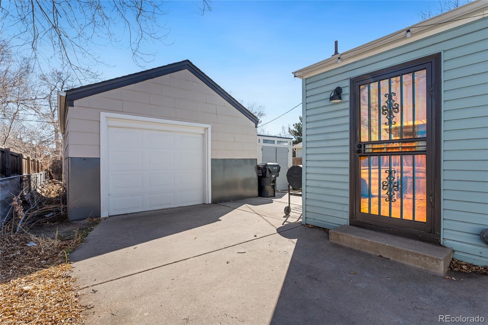 MLS Image #18 for 1108  roslyn street,denver, Colorado