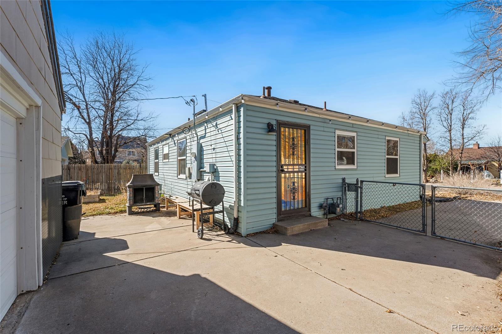 MLS Image #19 for 1108  roslyn street,denver, Colorado