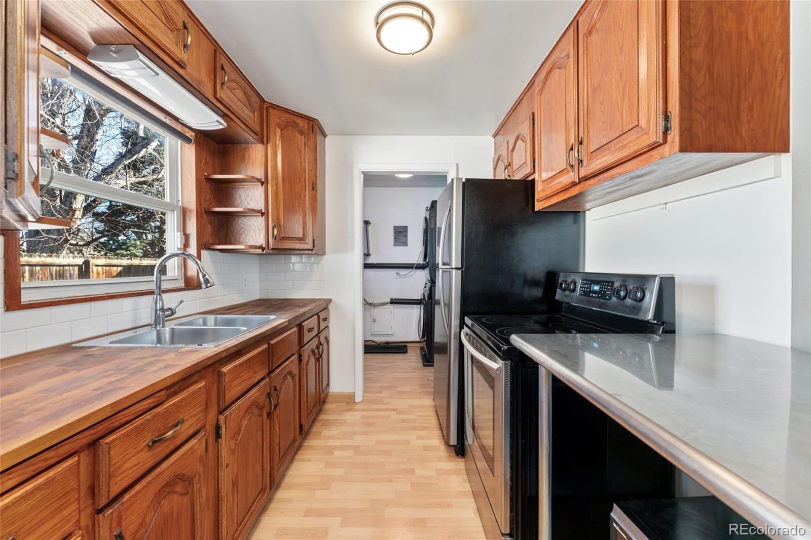 MLS Image #8 for 1108  roslyn street,denver, Colorado