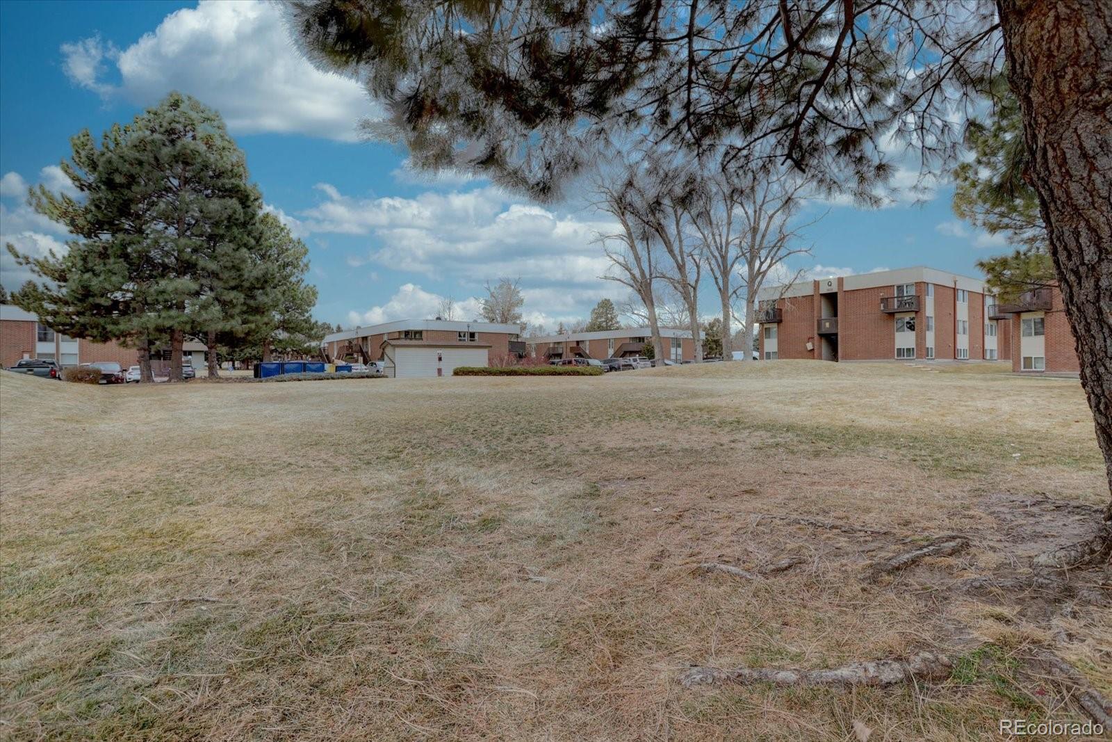 MLS Image #16 for 3633 s sheridan boulevard,denver, Colorado