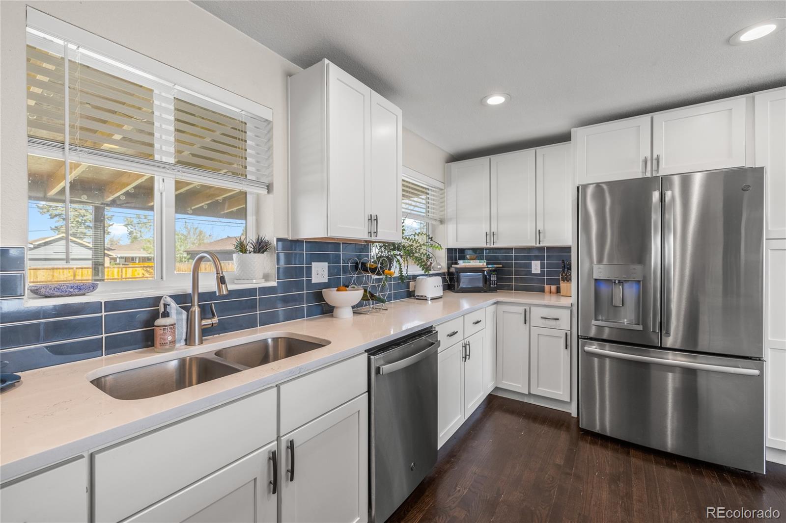 MLS Image #8 for 3011  oneida street,denver, Colorado