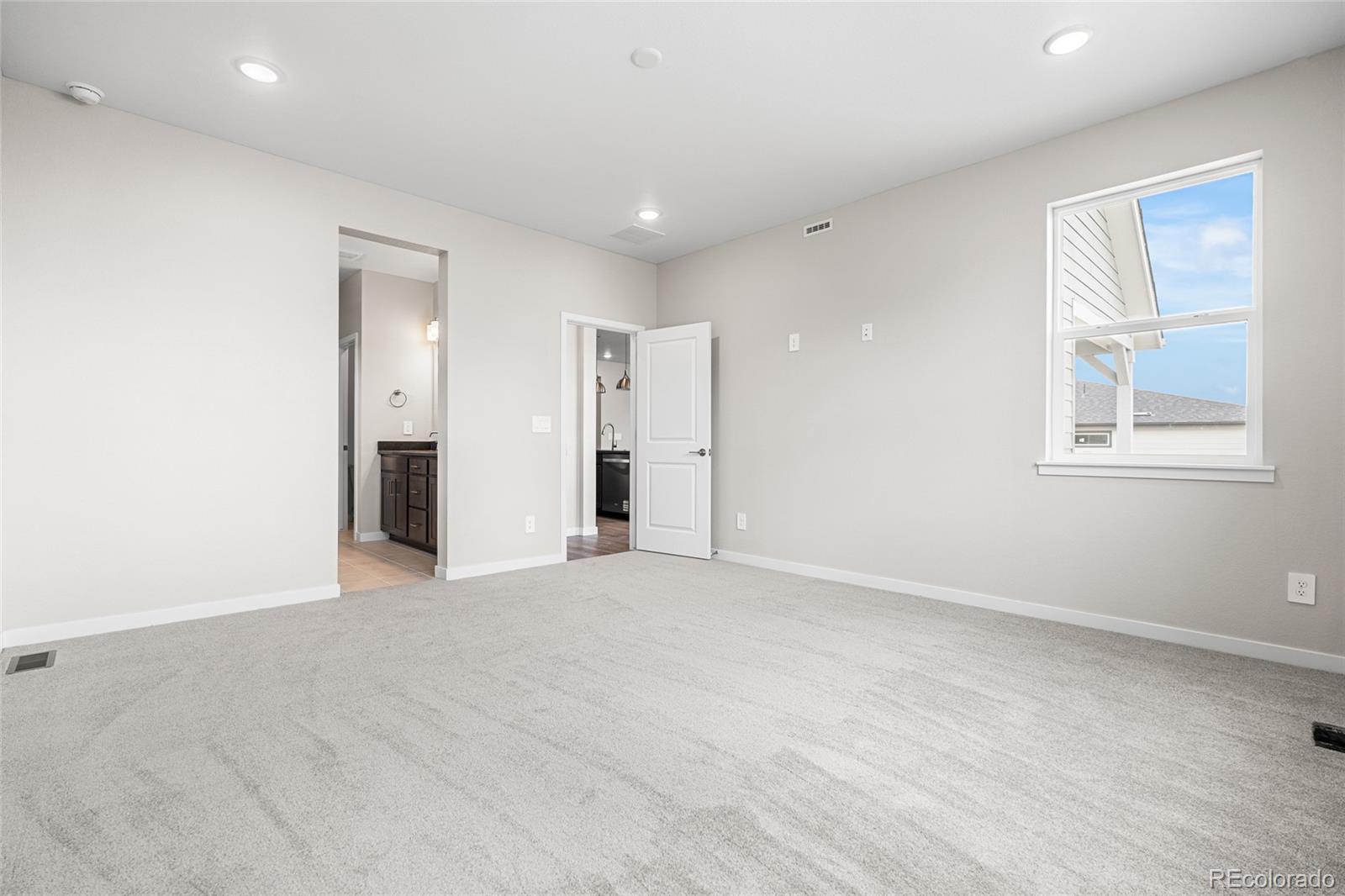 MLS Image #16 for 39584  gwinett circle,elizabeth, Colorado