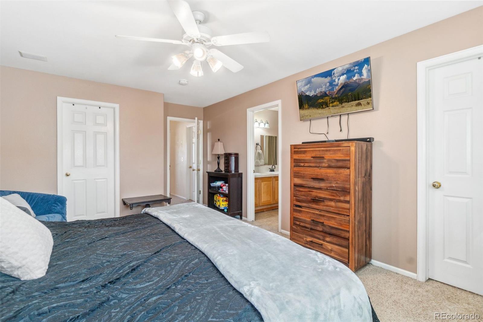 MLS Image #26 for 19823 e 58th avenue,aurora, Colorado