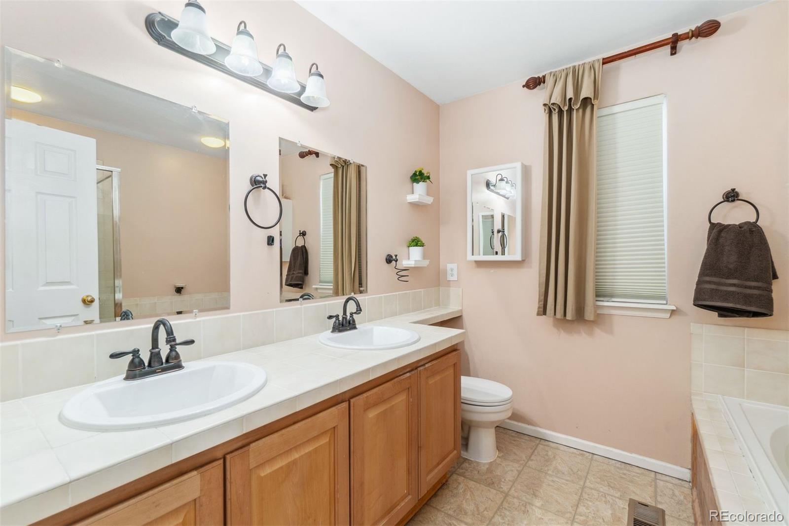 MLS Image #27 for 19823 e 58th avenue,aurora, Colorado