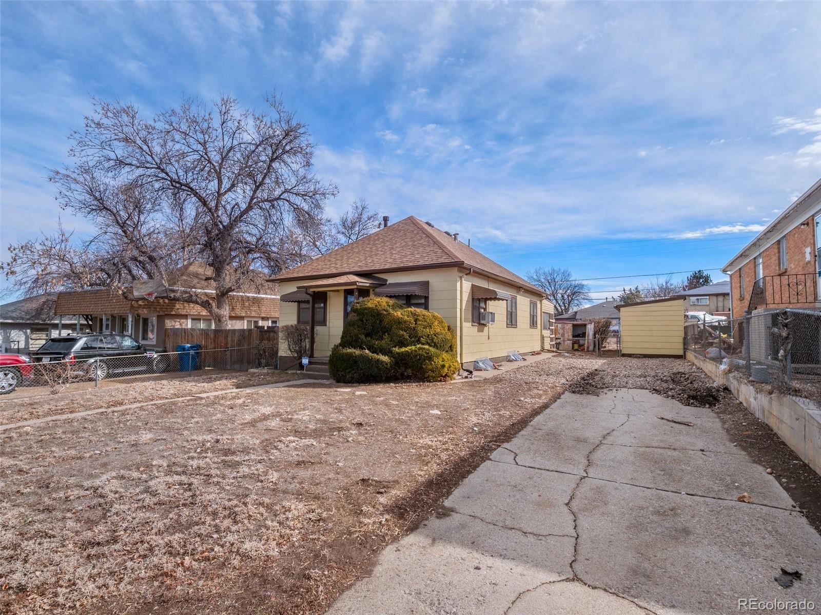 MLS Image #3 for 1450  joliet street,aurora, Colorado