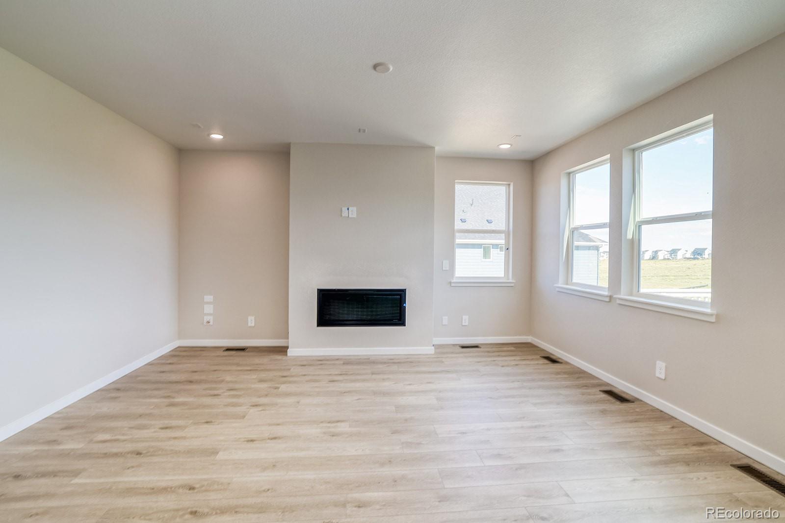 MLS Image #9 for 39628  yorktown terrace,elizabeth, Colorado