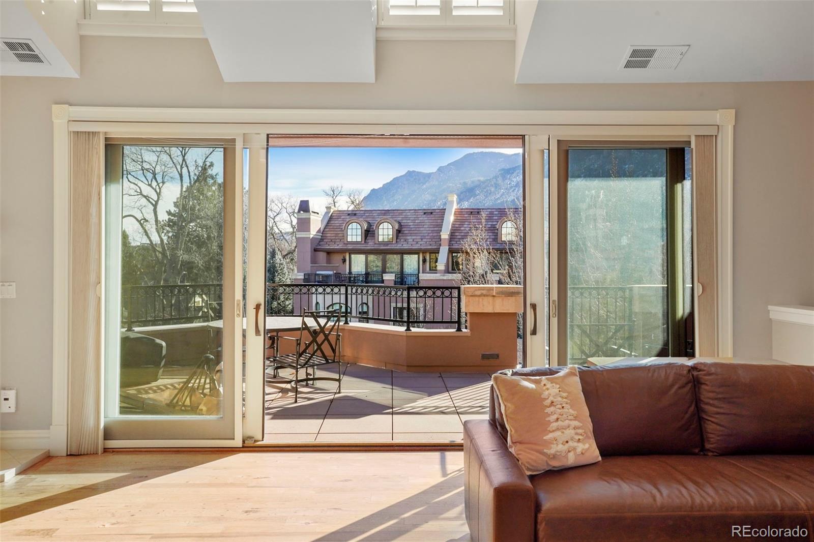 MLS Image #22 for 2891  carriage manor point,colorado springs, Colorado