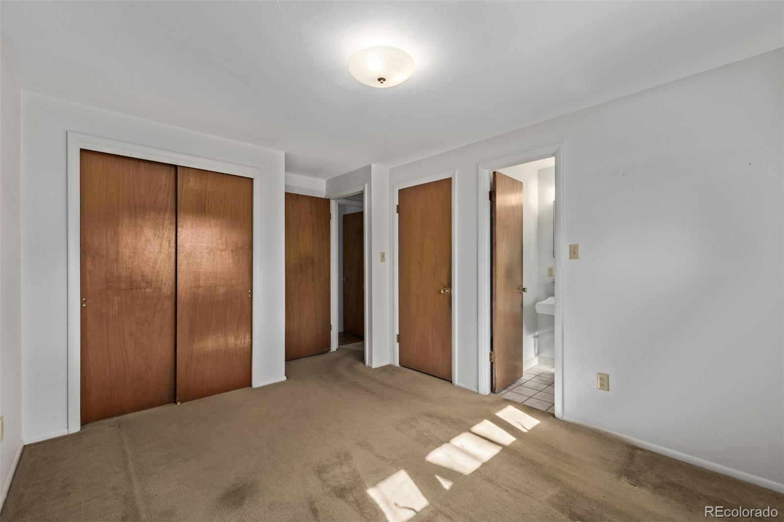 MLS Image #23 for 2813 s ivan way,denver, Colorado